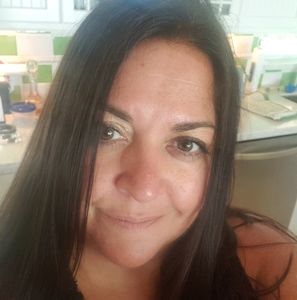 Meet your Posher, Thea